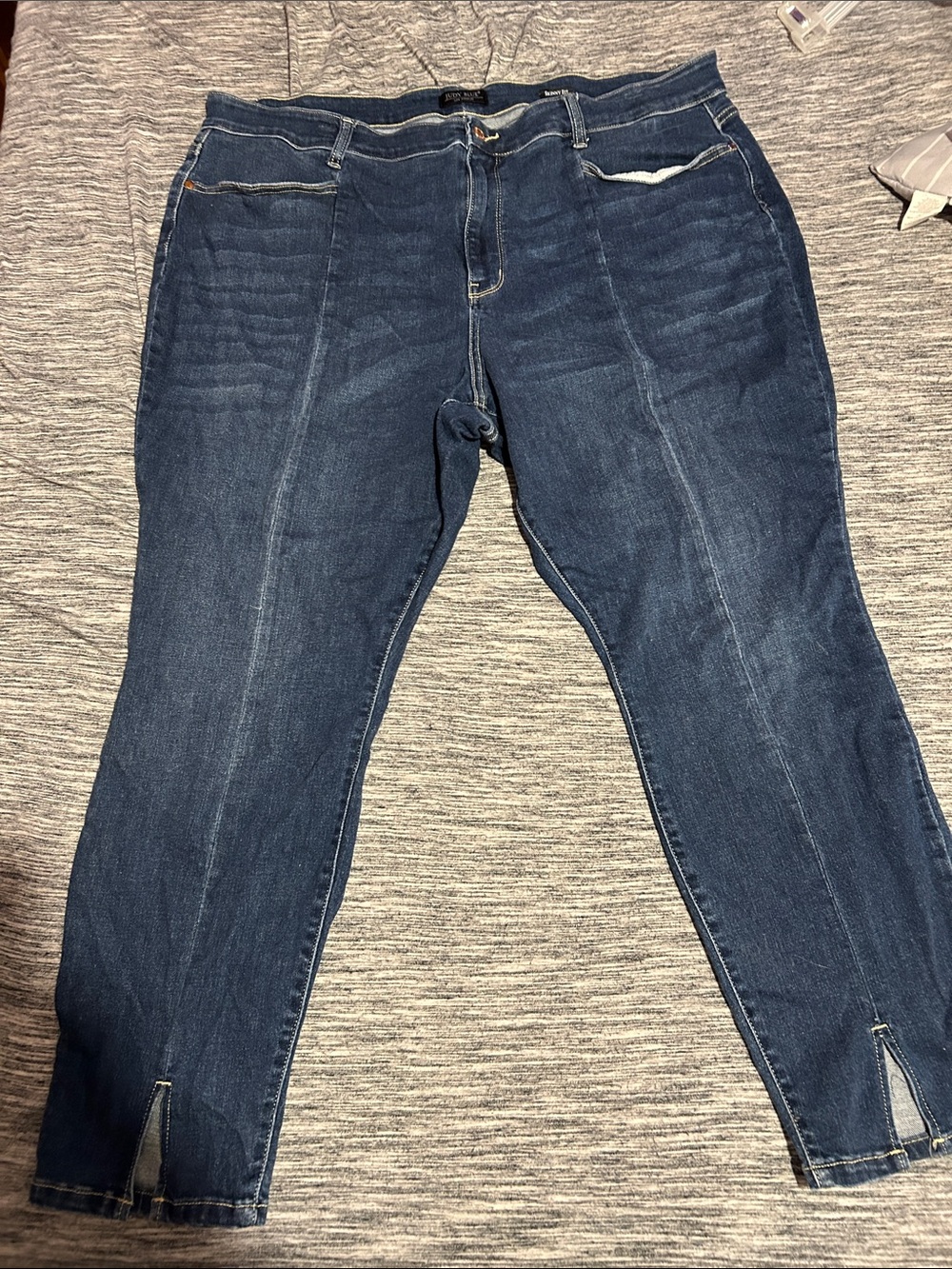 Judy Blue Women's Skinny Fit Dark Blue Jeans - Picture 2 of 4